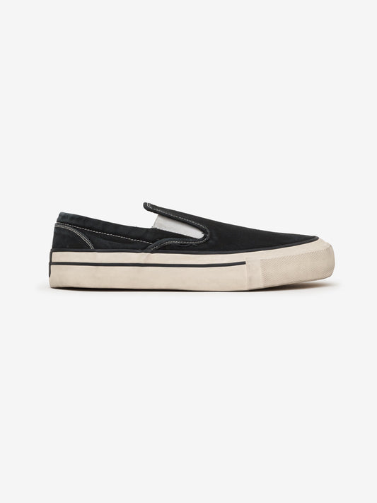 WASHED CANVAS SLIP ON SNEAKER