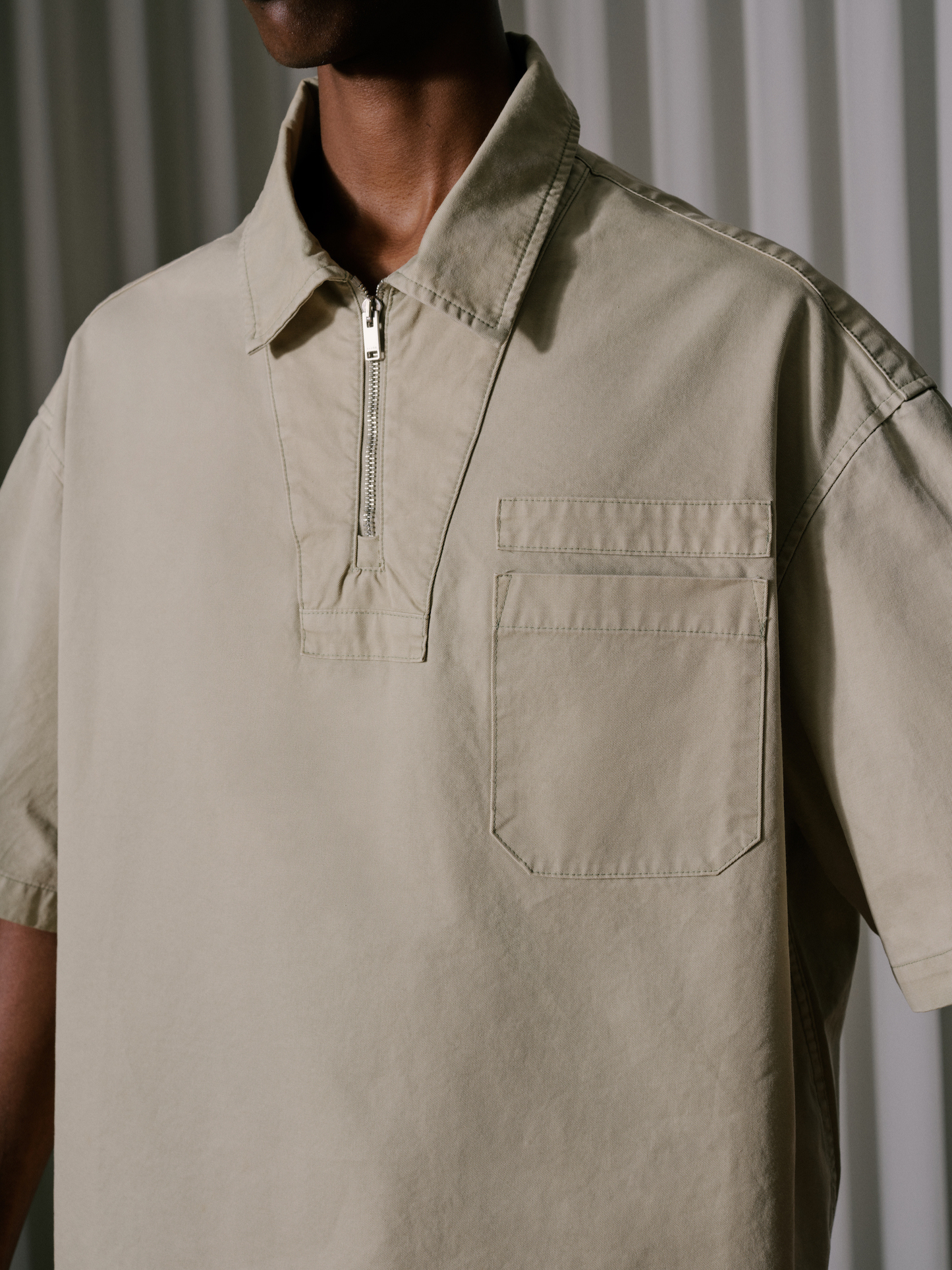 BOXY HALF-ZIP SPRAY SHIRT